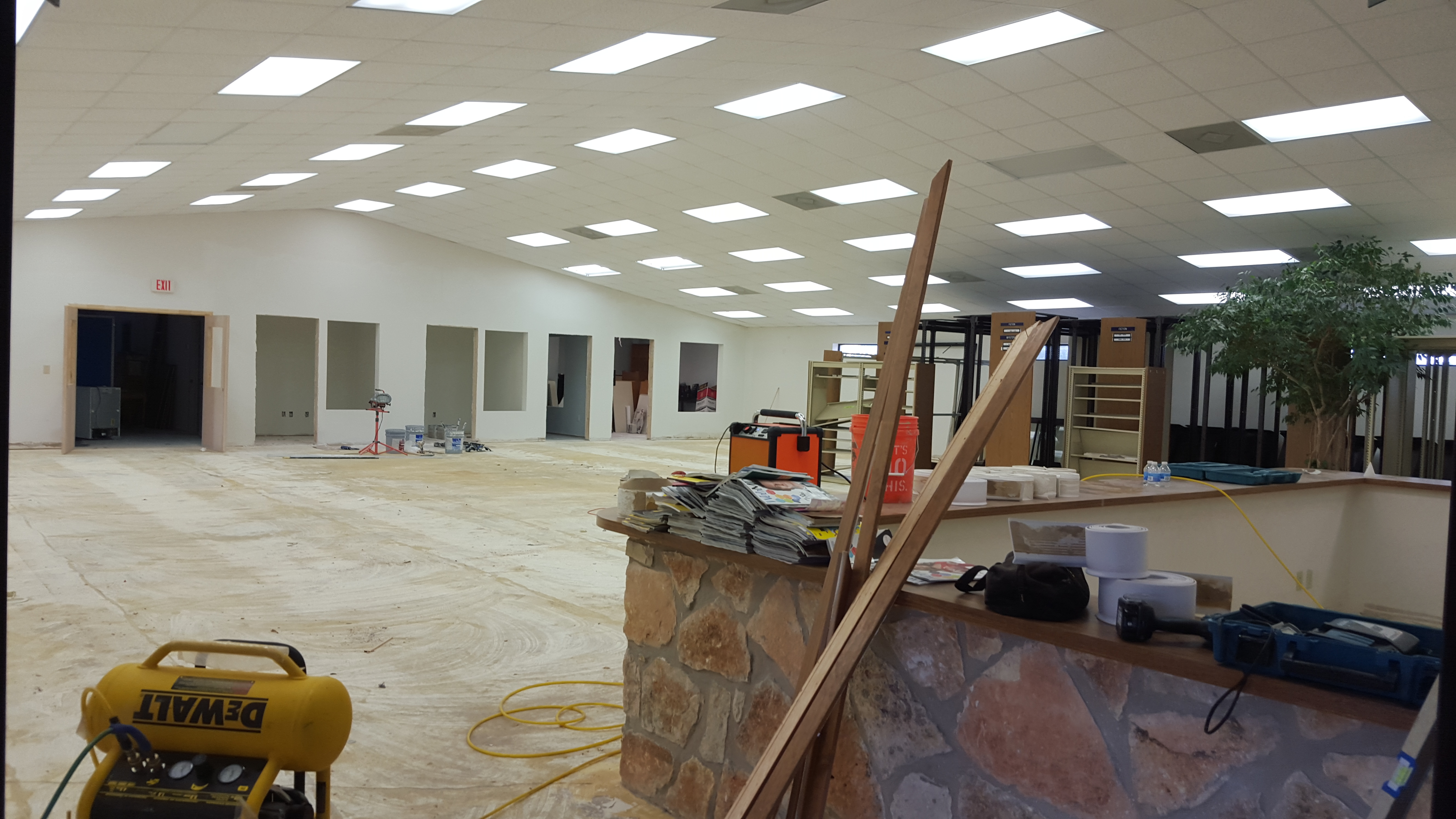 Library Expansion - Construciton - 10-7-16 -01.jpg