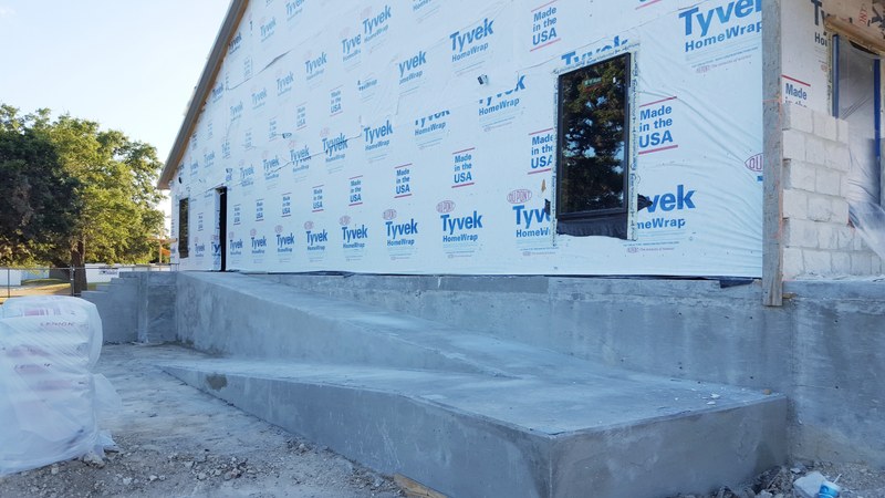 Library Expansion - Construciton - 8-9-16 -03.jpg